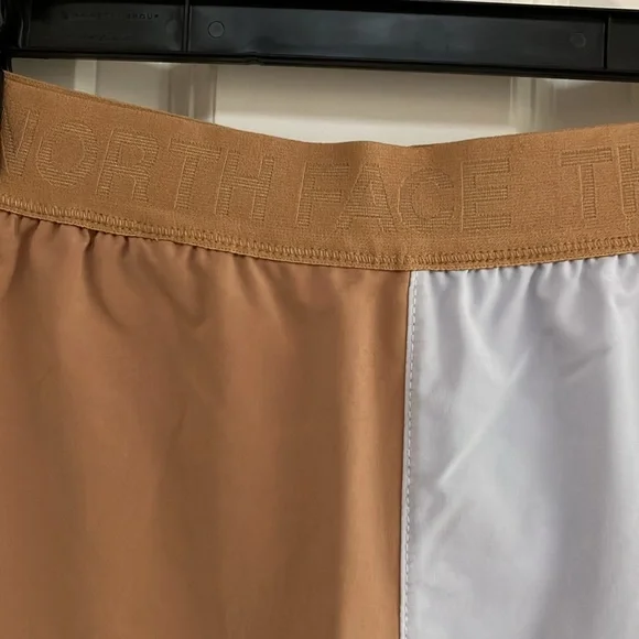 The North Face Athletic/Athleisure Shorts, NWT! - Picture 2 of 12